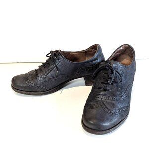 Softwaves dark grey detailed Size 39 shoe with heel (US Women's 8.5)